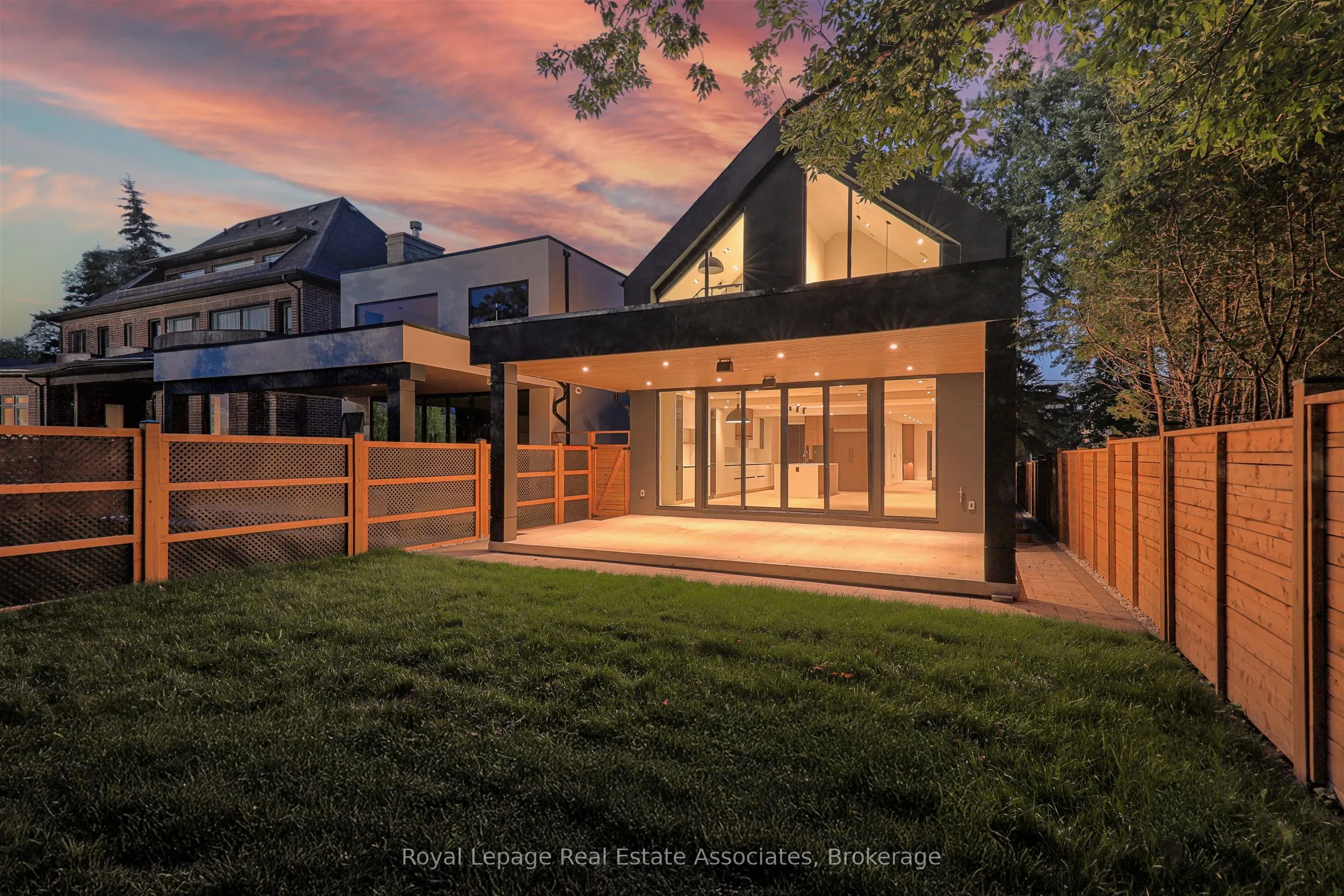 700 Montbeck Crescent