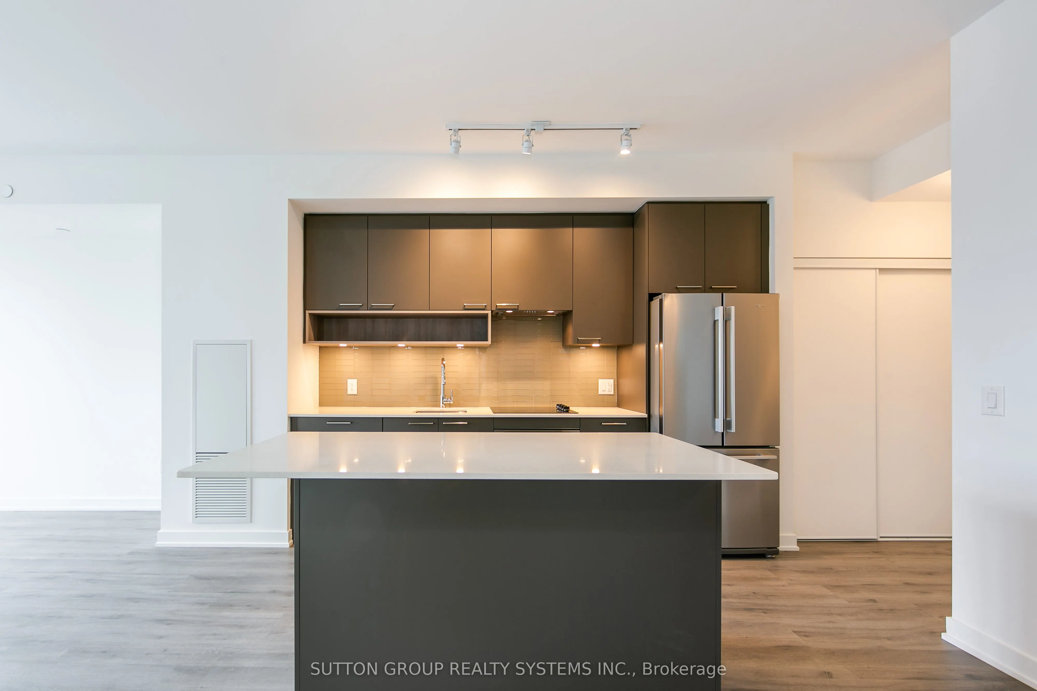 3005 Pine Glen Road, #204