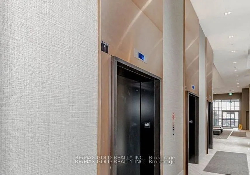 2450 Old Bronte Road W, #723