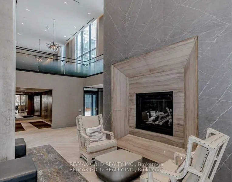 2450 Old Bronte Road W, #723