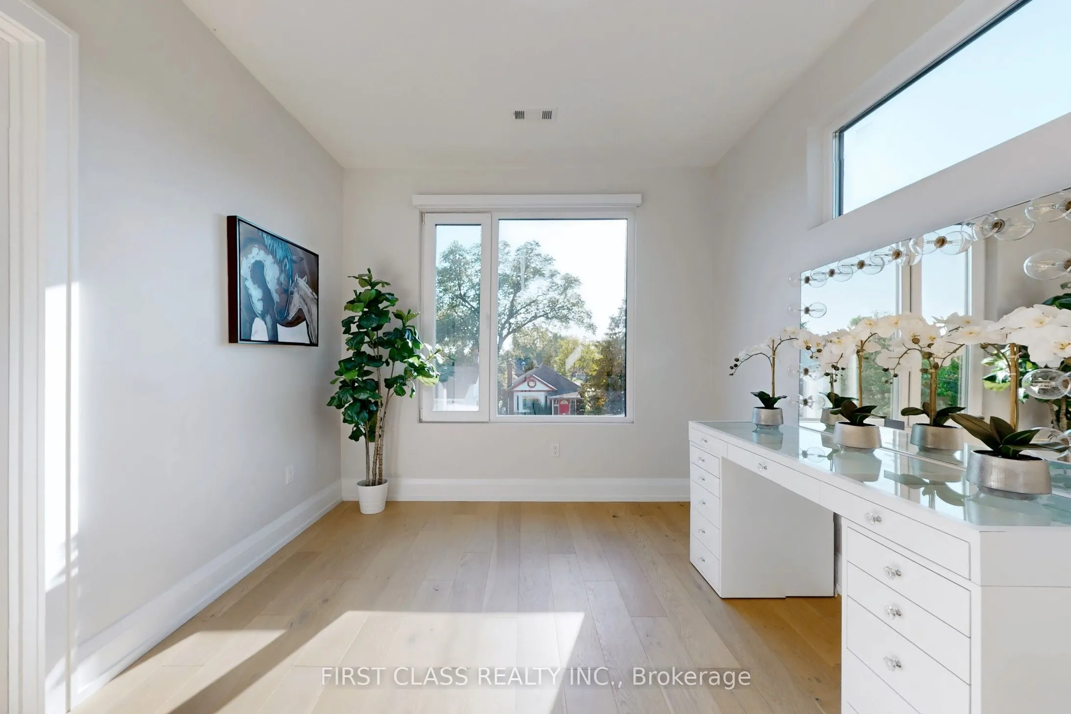 1047 Meredith Avenue
