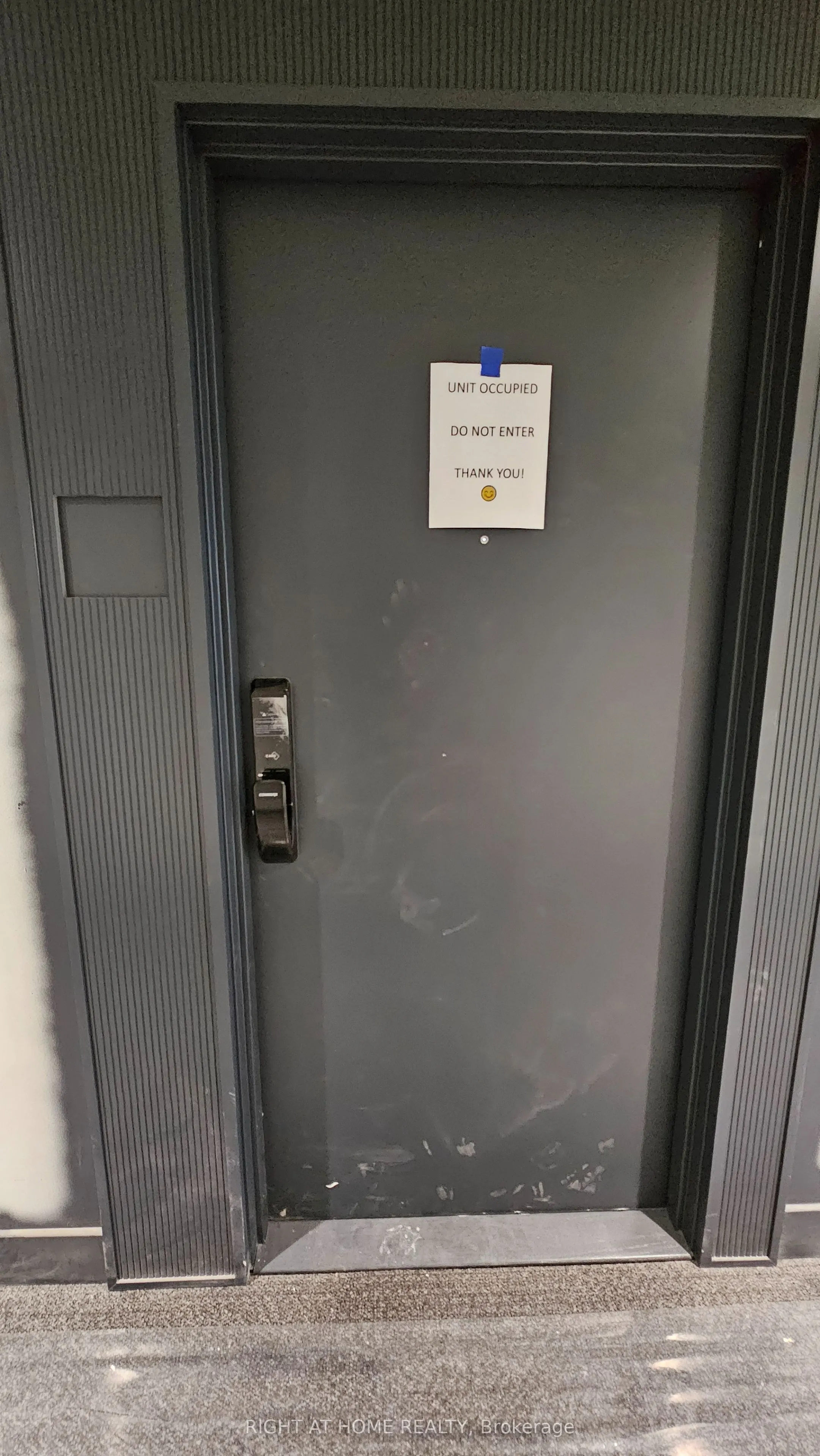 405 Dundas Street W, #530