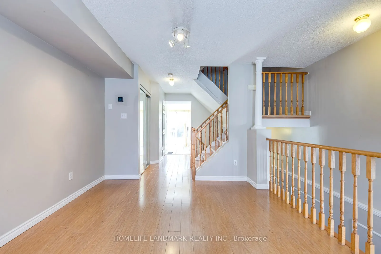 1050 Bristol Road W, #123