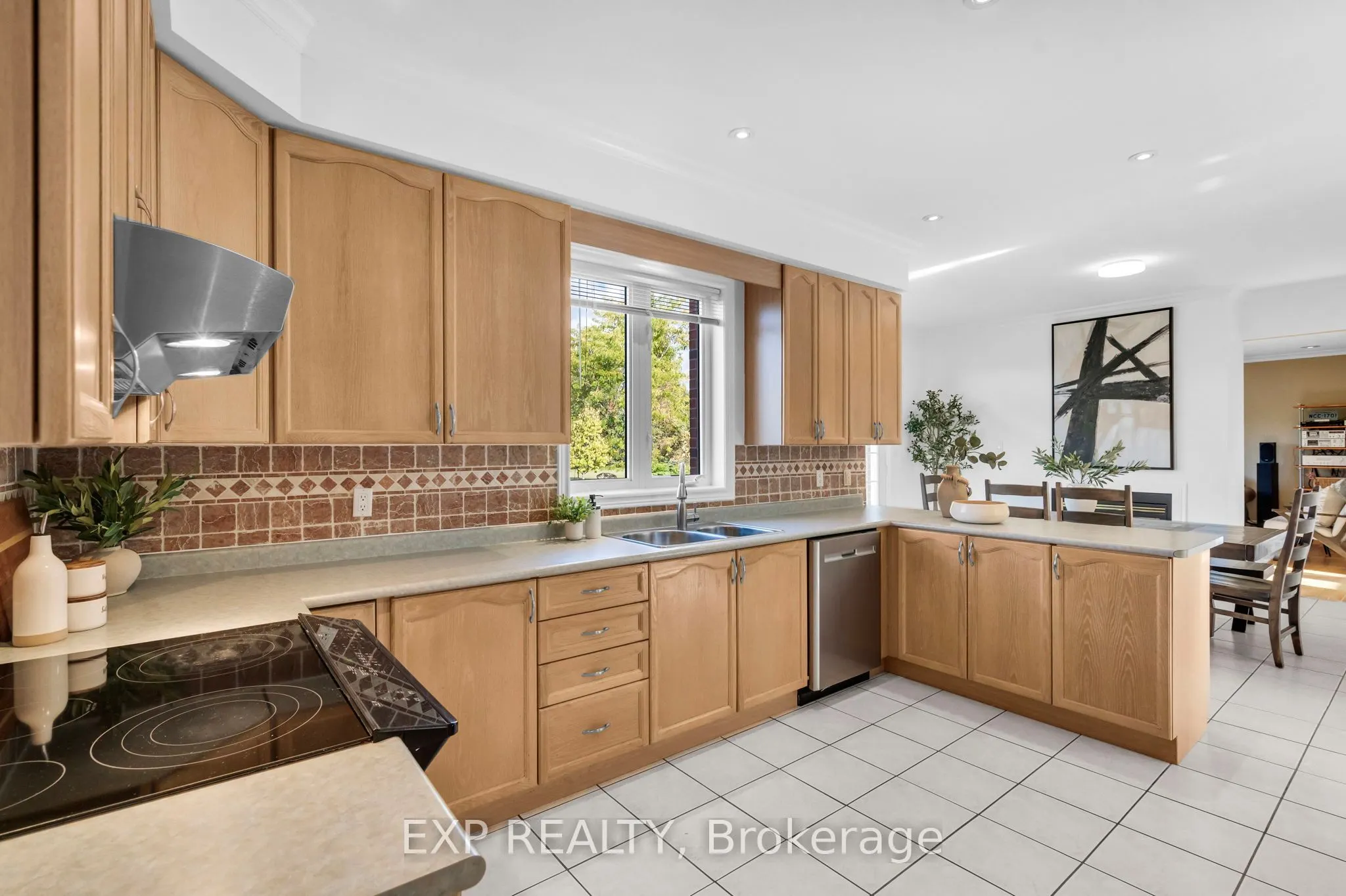 7 Forest Ridge Crescent