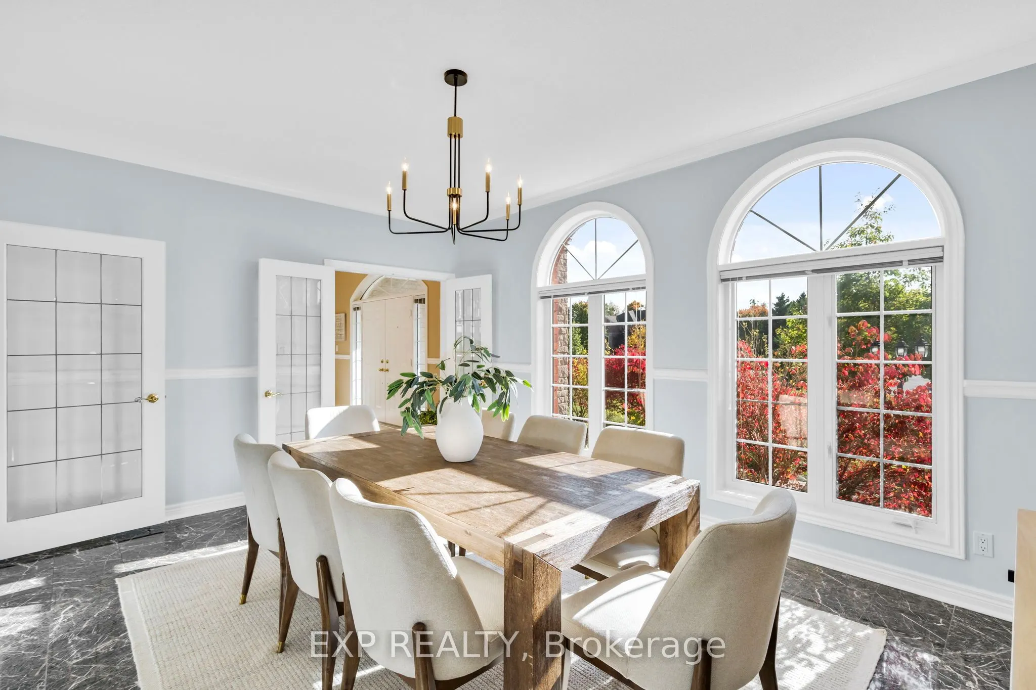 7 Forest Ridge Crescent