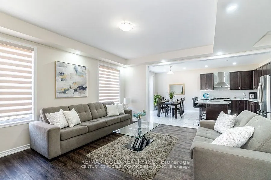 47 Stedford Crescent