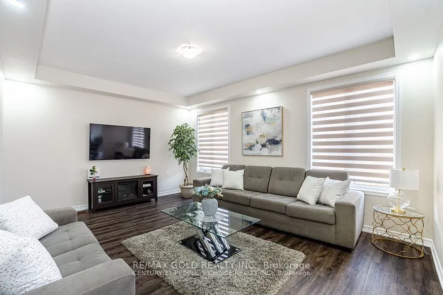 47 Stedford Crescent