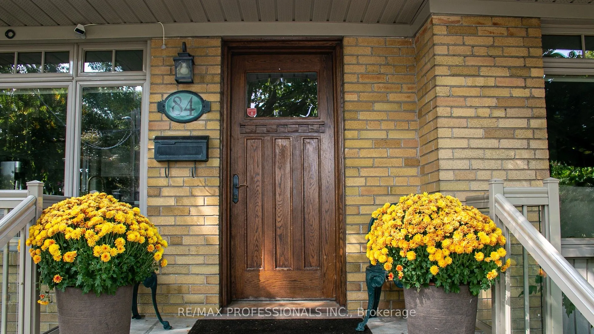 84 North Heights Road