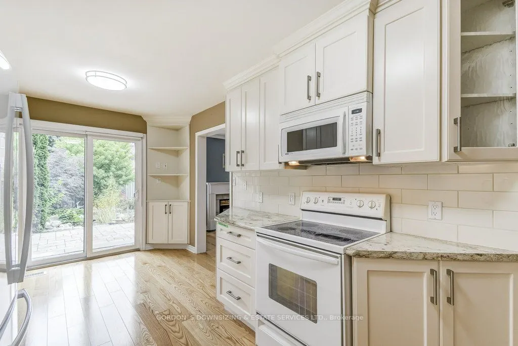 4114 Foxwood Drive