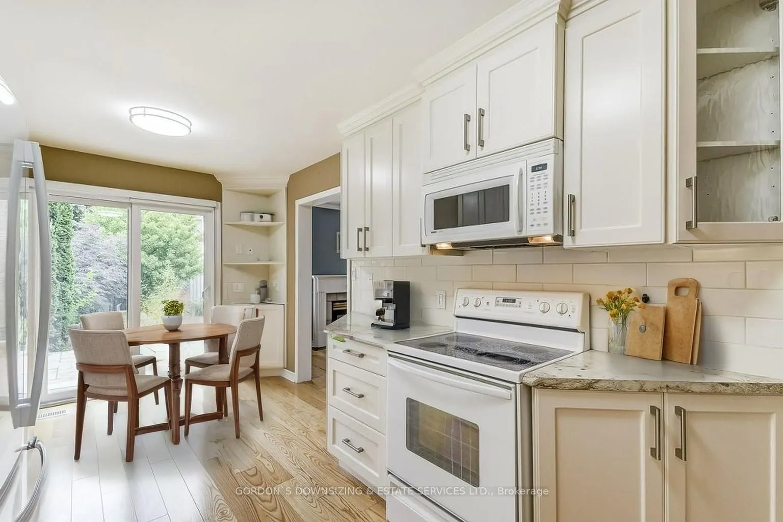 4114 Foxwood Drive