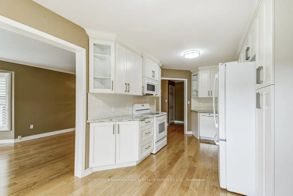 4114 Foxwood Drive