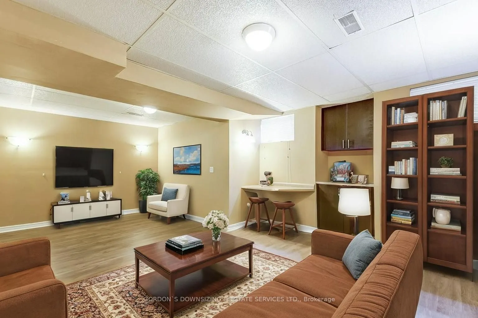 4114 Foxwood Drive