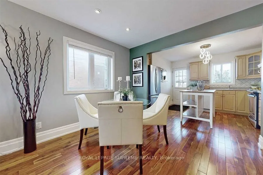 216 Silverthorn Avenue, #Main & Second Floor