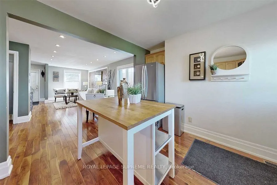 216 Silverthorn Avenue, #Main & Second Floor