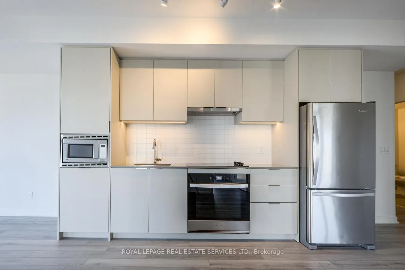 3079 Trafalgar Road, #508