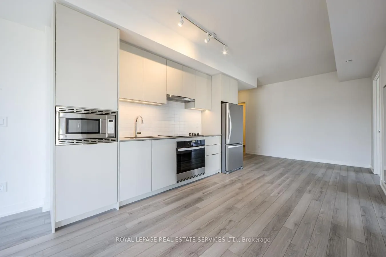 3079 Trafalgar Road, #508