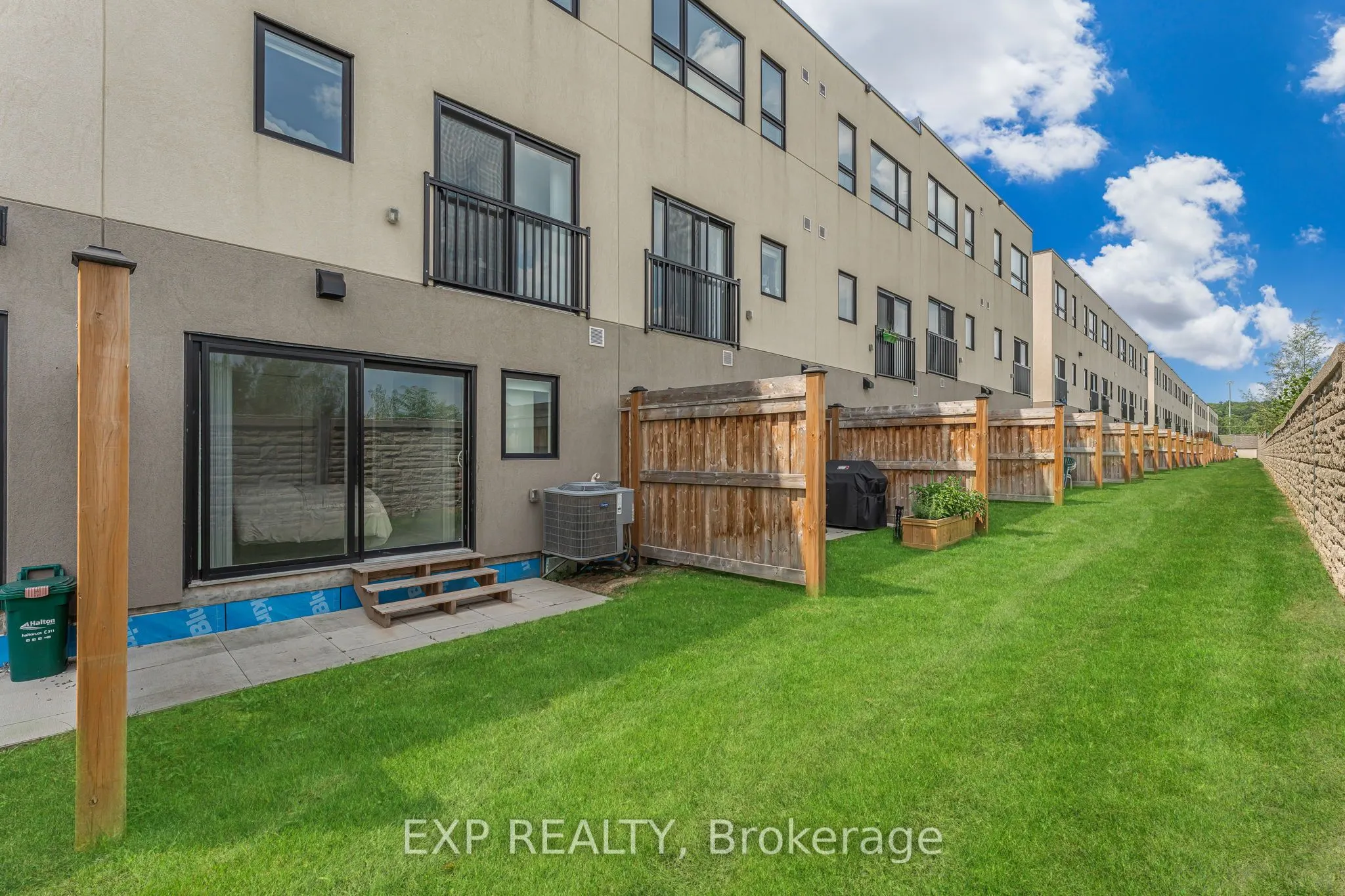 1121 Cooke Boulevard, #90