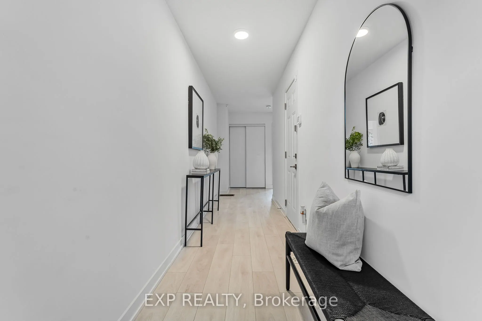 1121 Cooke Boulevard, #90