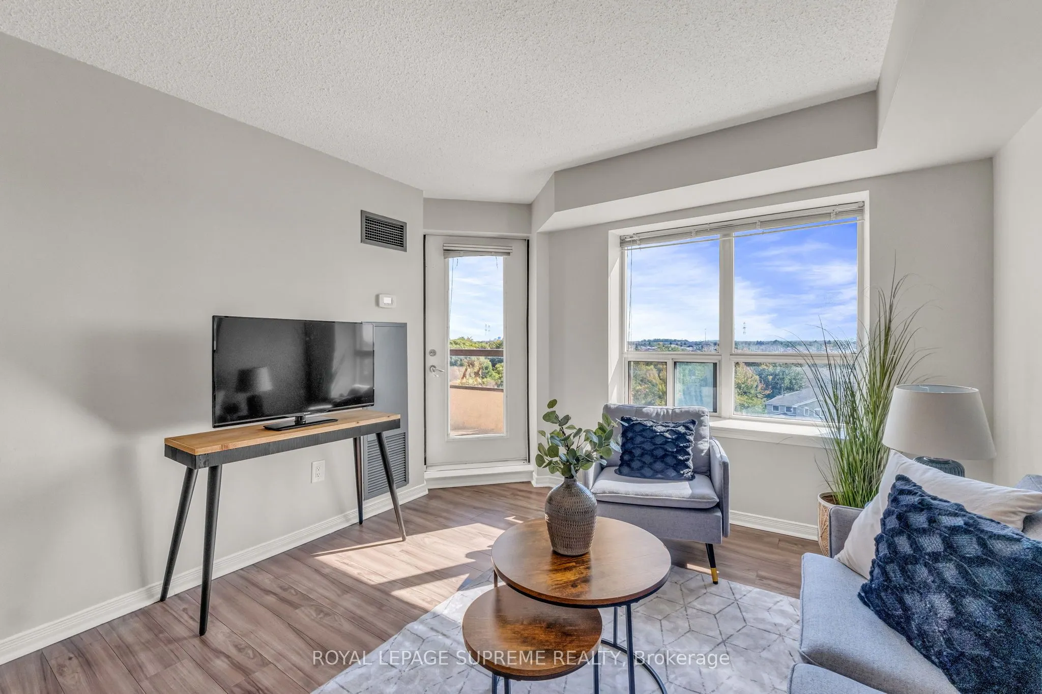 300 Ray Lawson Boulevard, #601