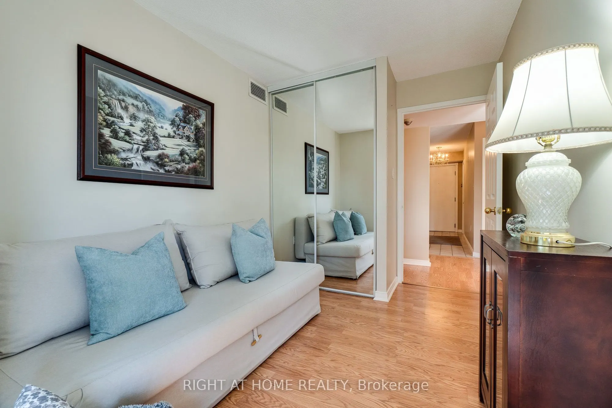 1071 Queens Avenue, #202