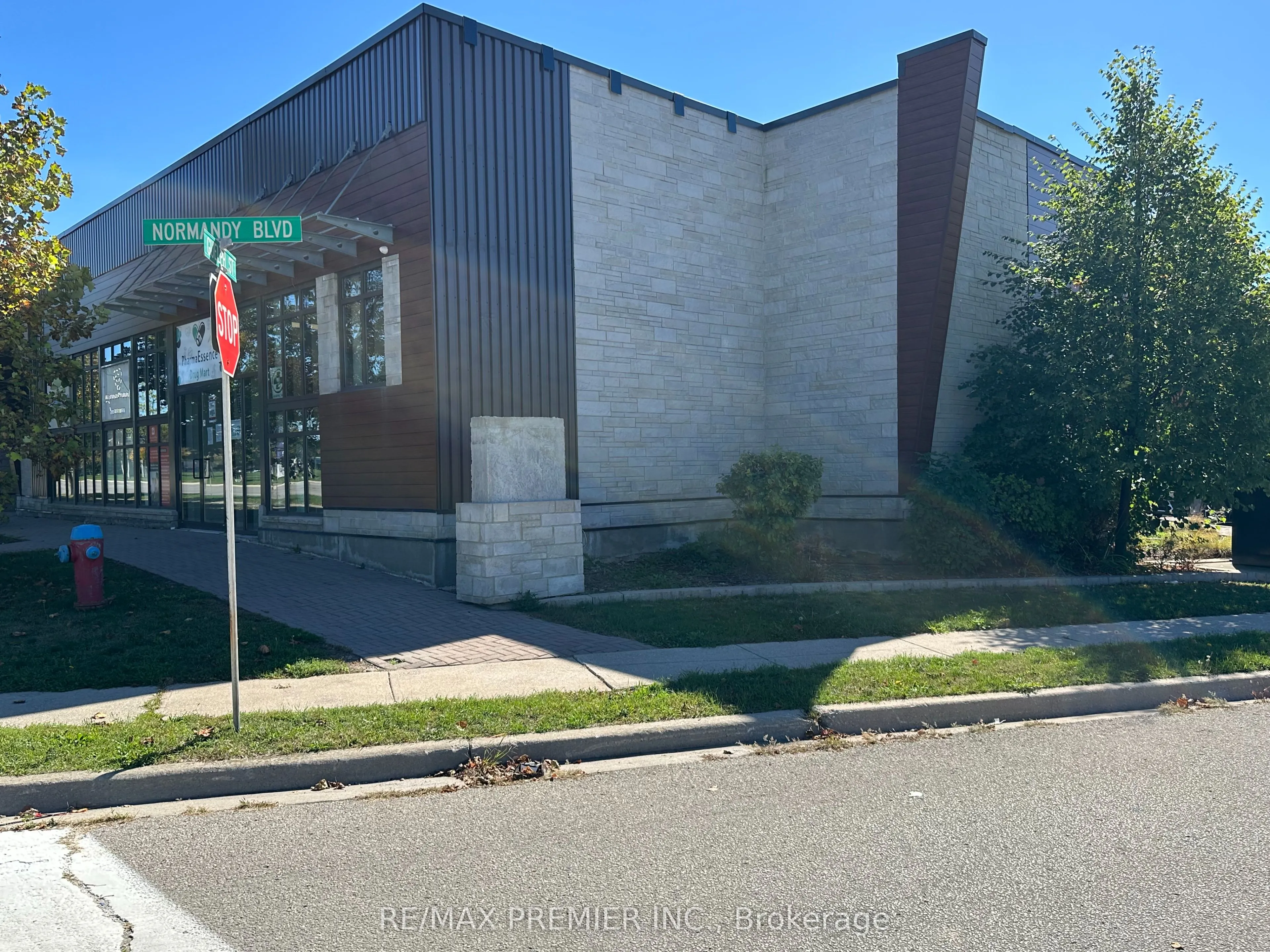 120 Guelph Street