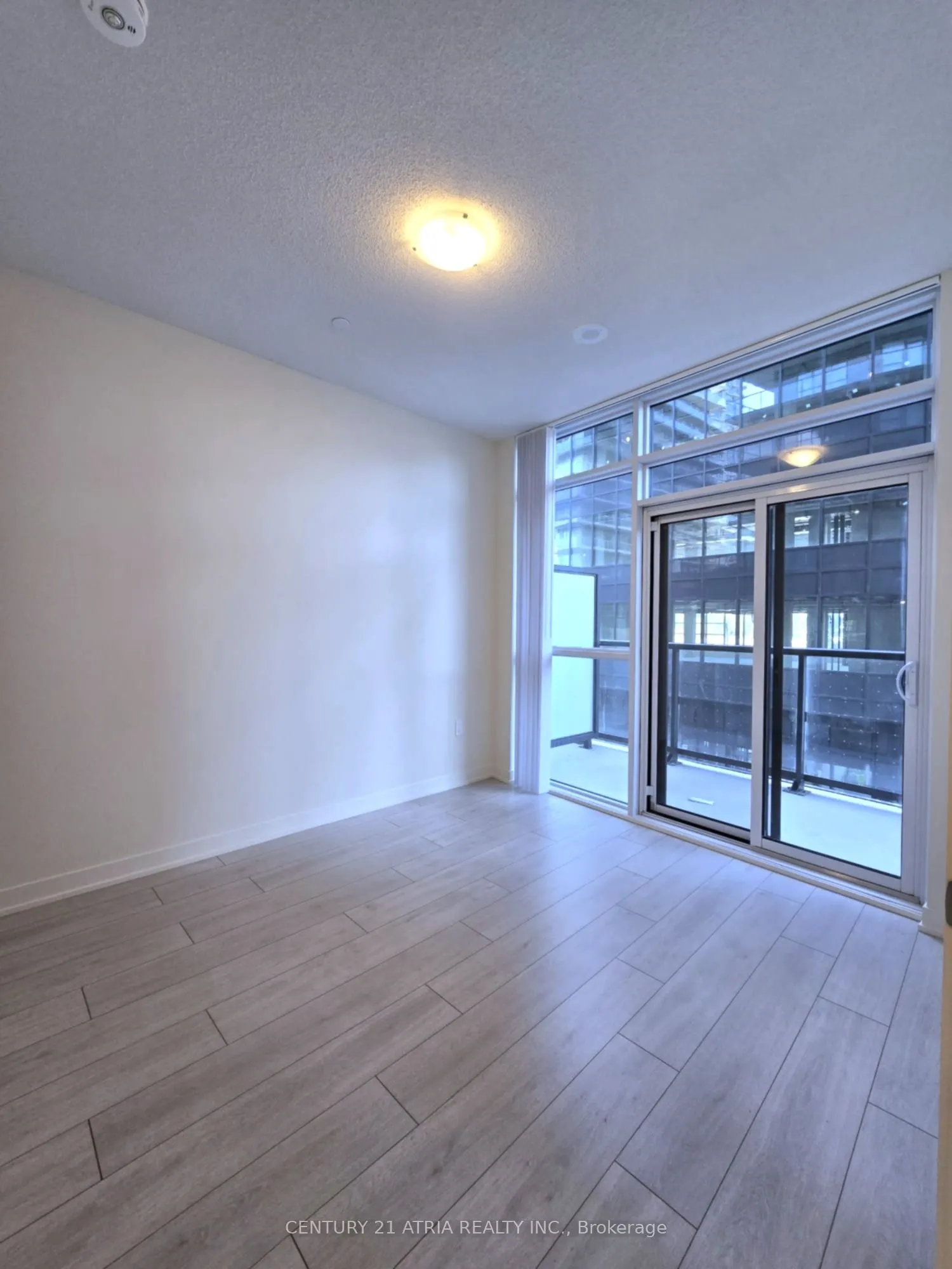38 Annie Craig Drive, #409