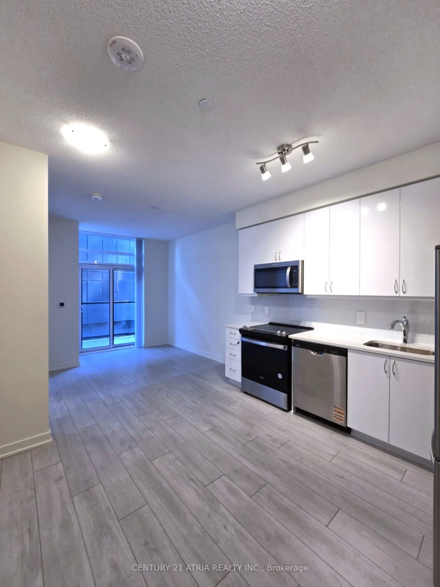 38 Annie Craig Drive, #409