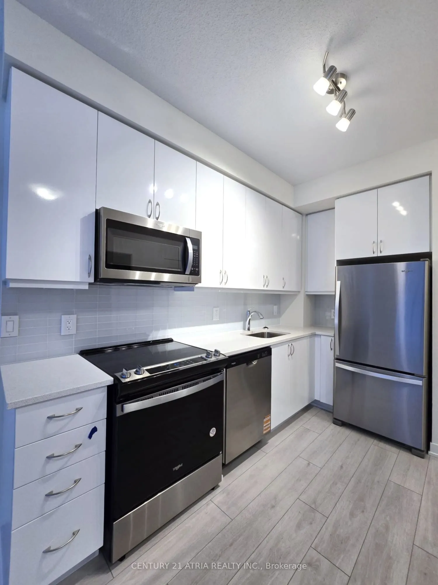 38 Annie Craig Drive, #409