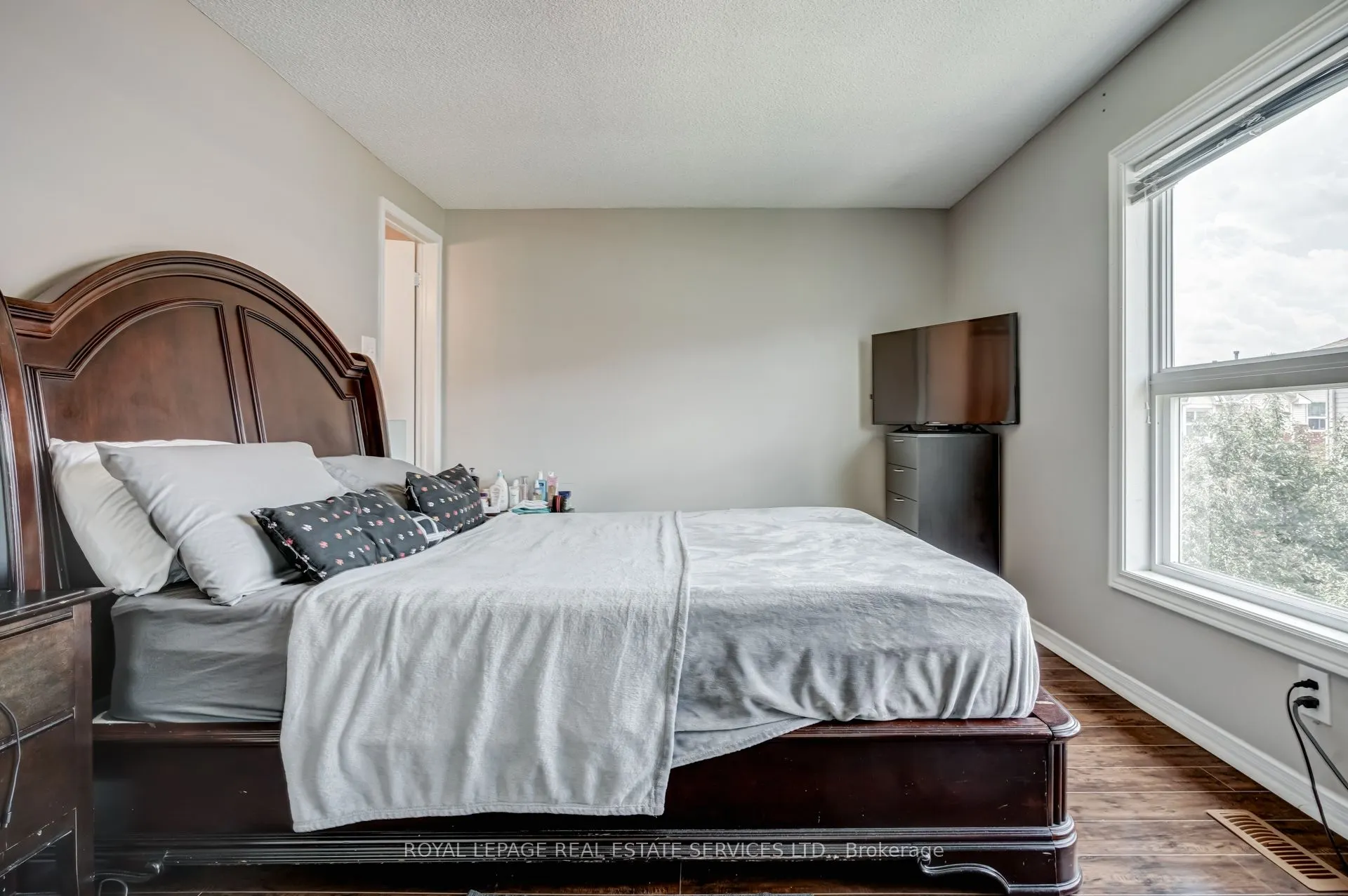 1530 Reeves Gate, #24