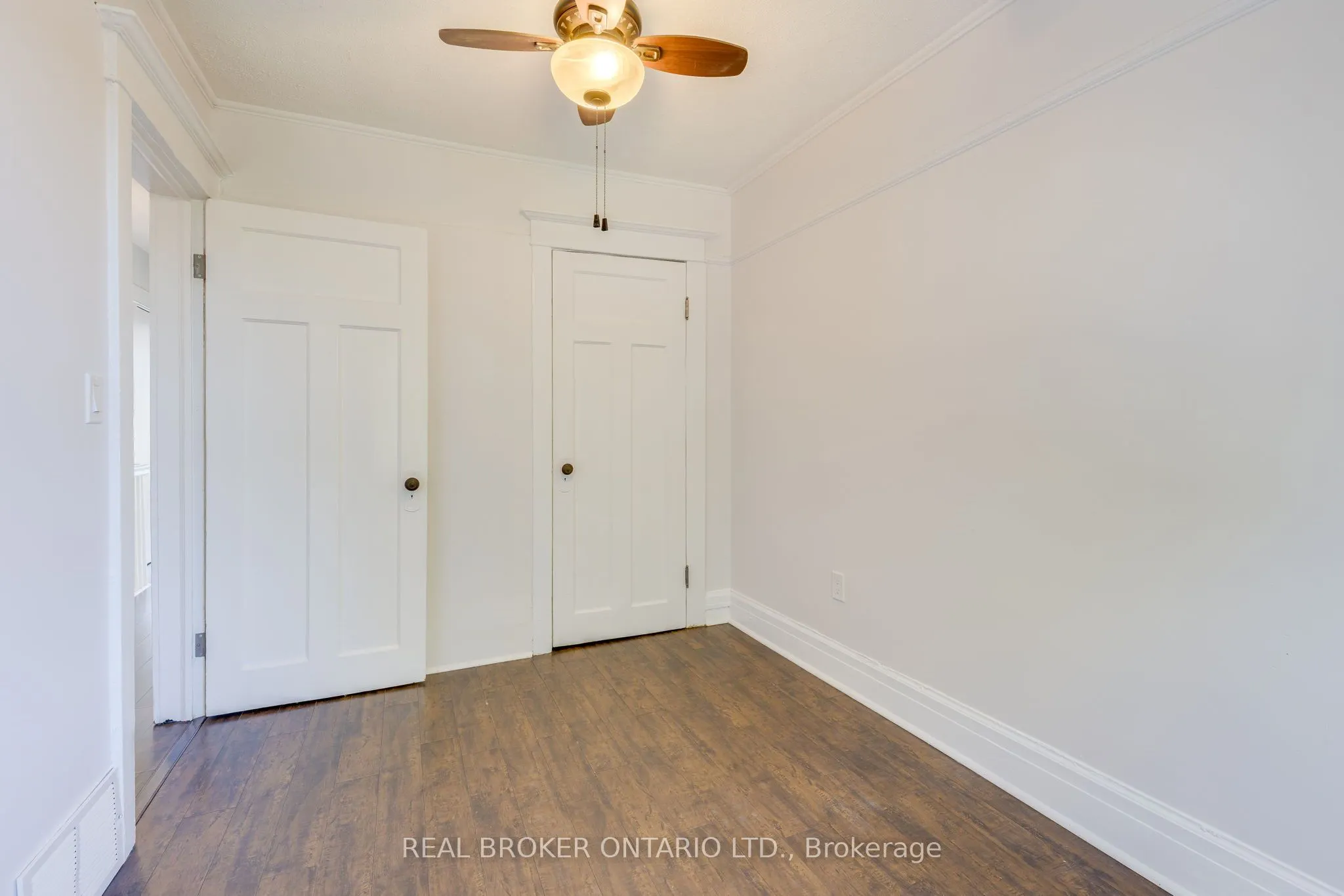 878 Runnymede Road