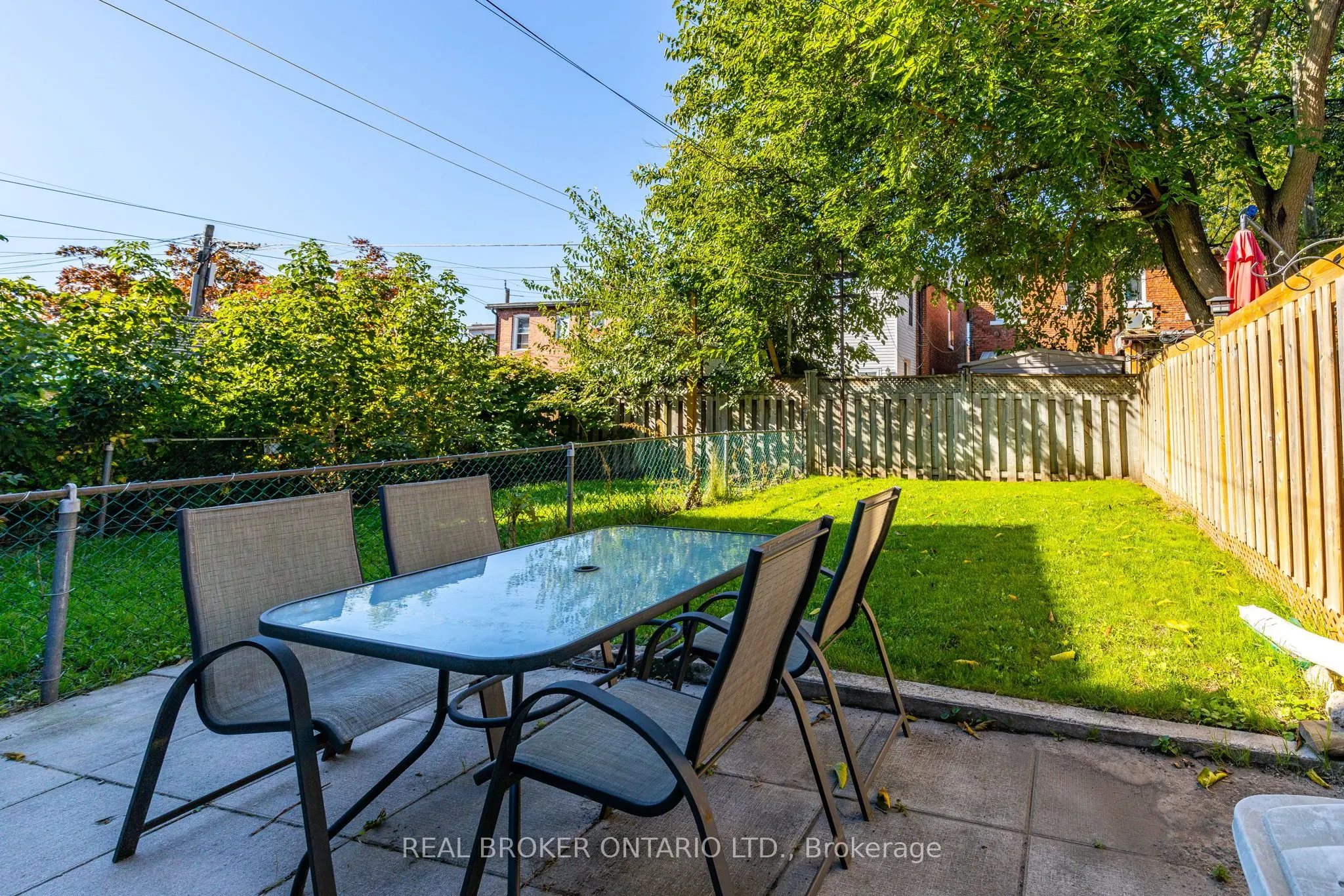 878 Runnymede Road