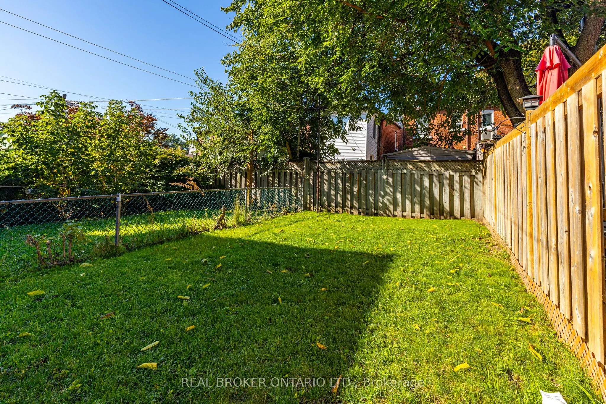 878 Runnymede Road