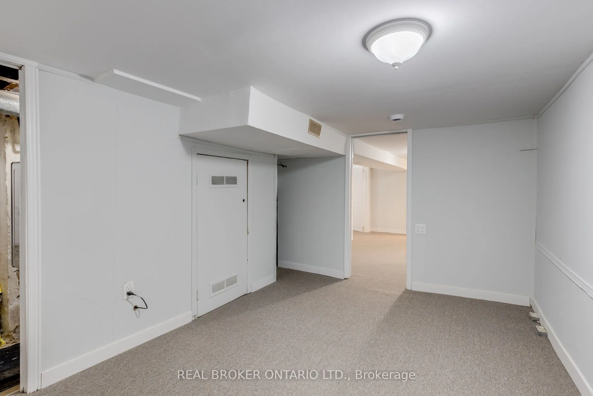 878 Runnymede Road