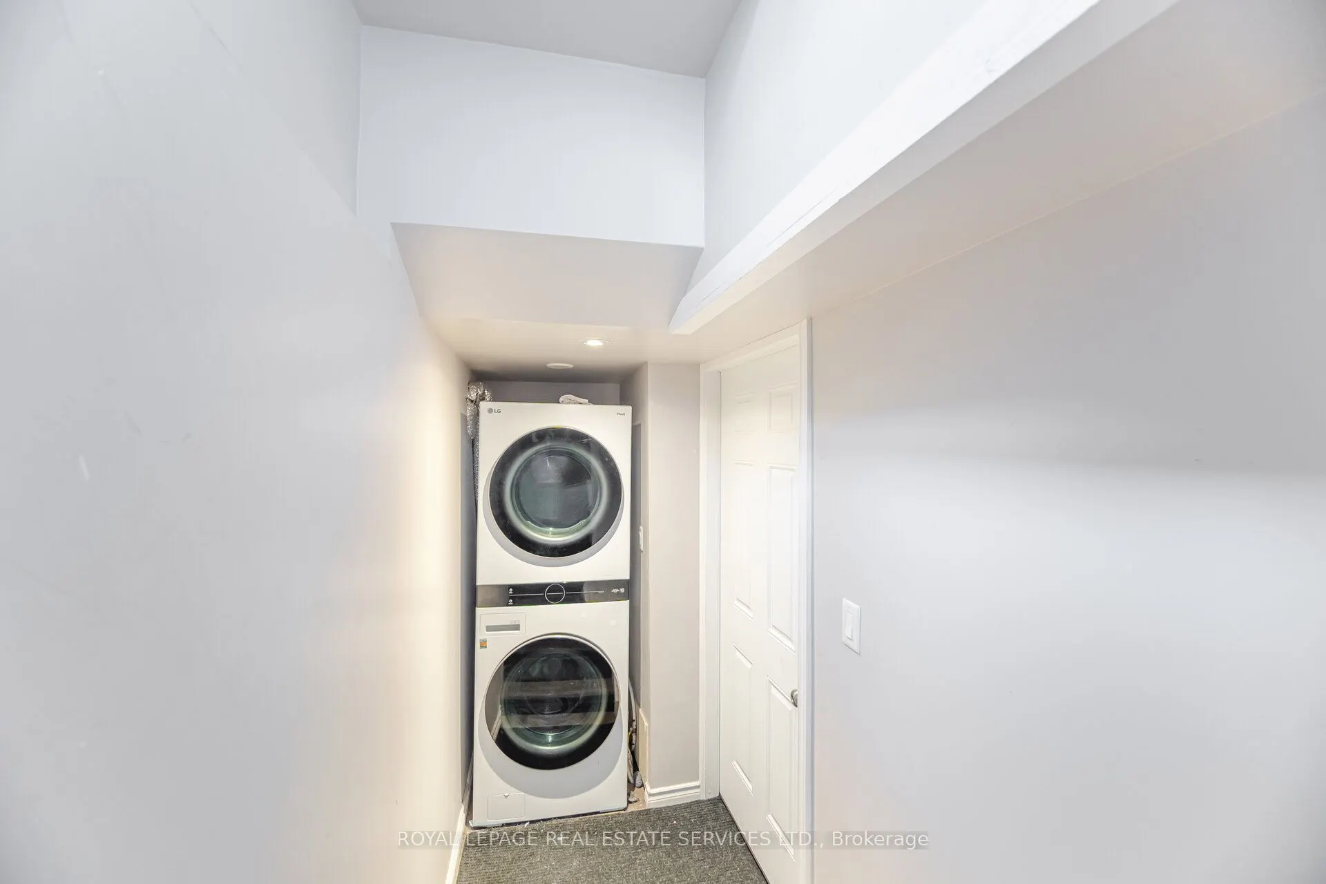 96 Simpson Avenue, #Lower