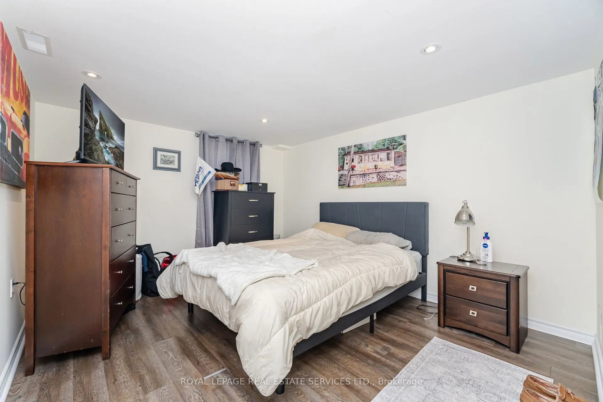 96 Simpson Avenue, #Lower
