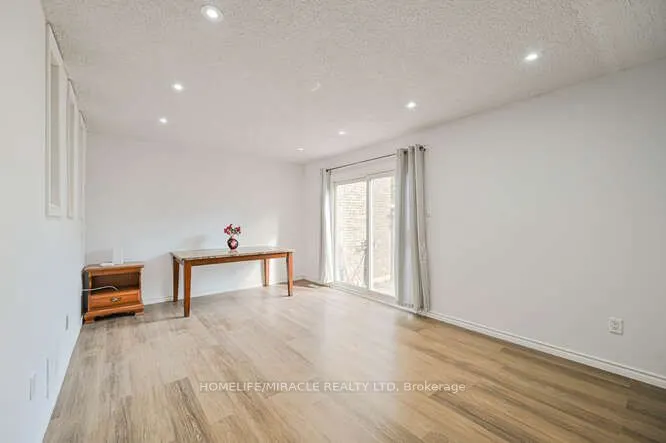 2012 Martingrove Road W, #48