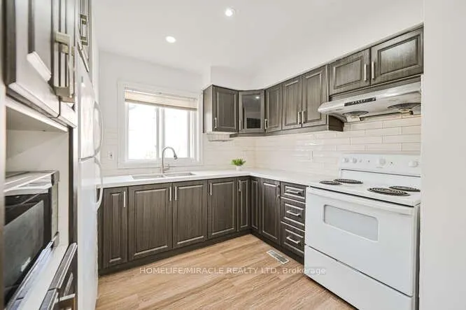 2012 Martingrove Road W, #48