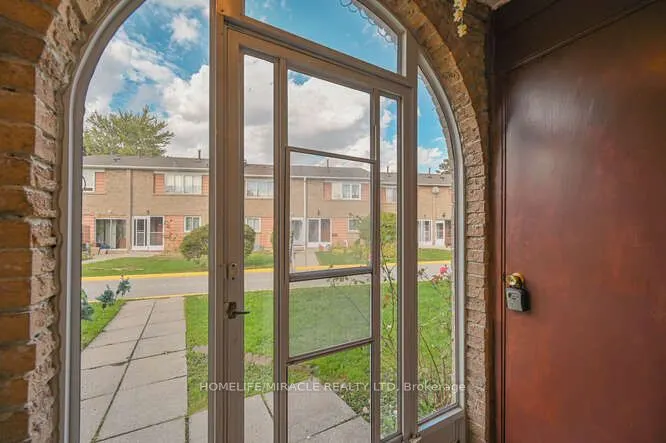 2012 Martingrove Road W, #48
