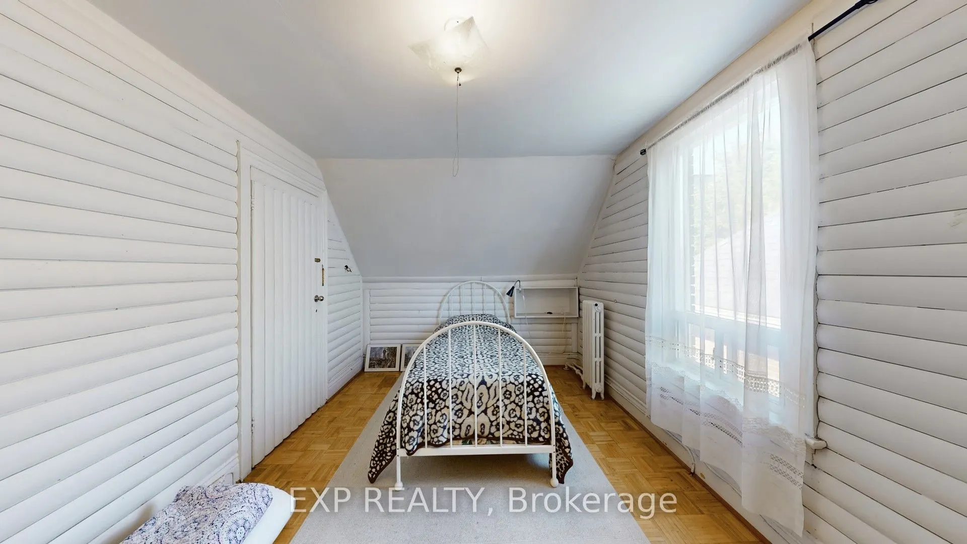 126 Close Avenue