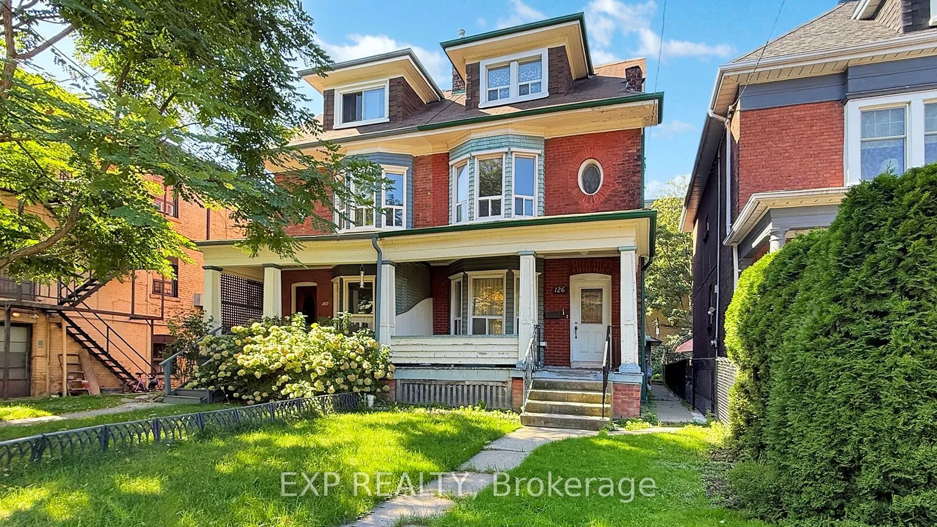 126 Close Avenue