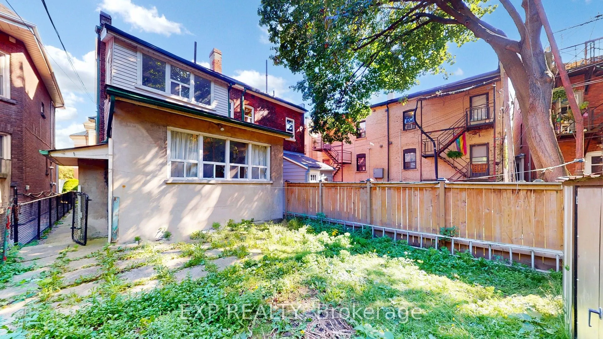 126 Close Avenue