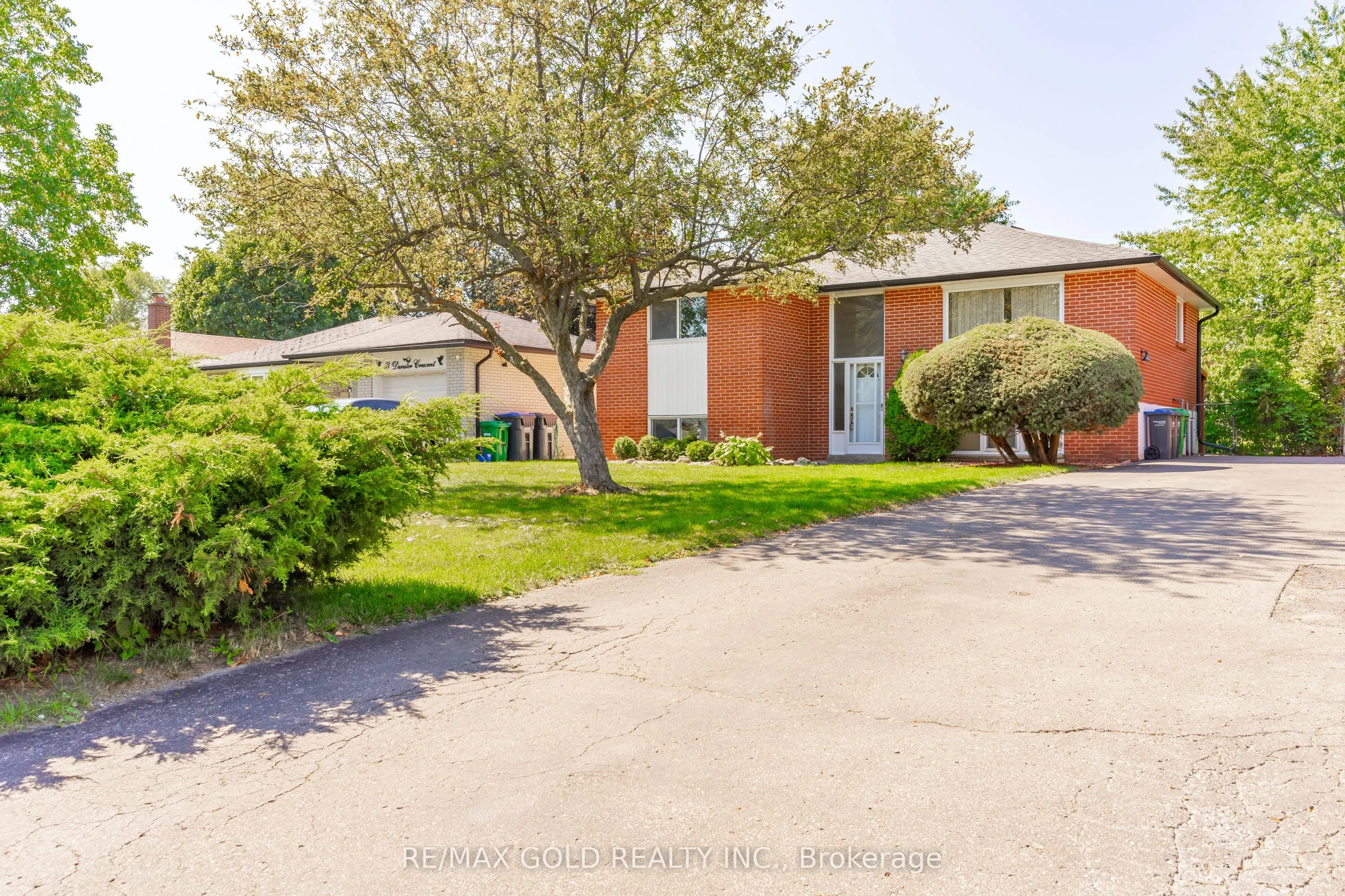 20 Dunster Crescent
