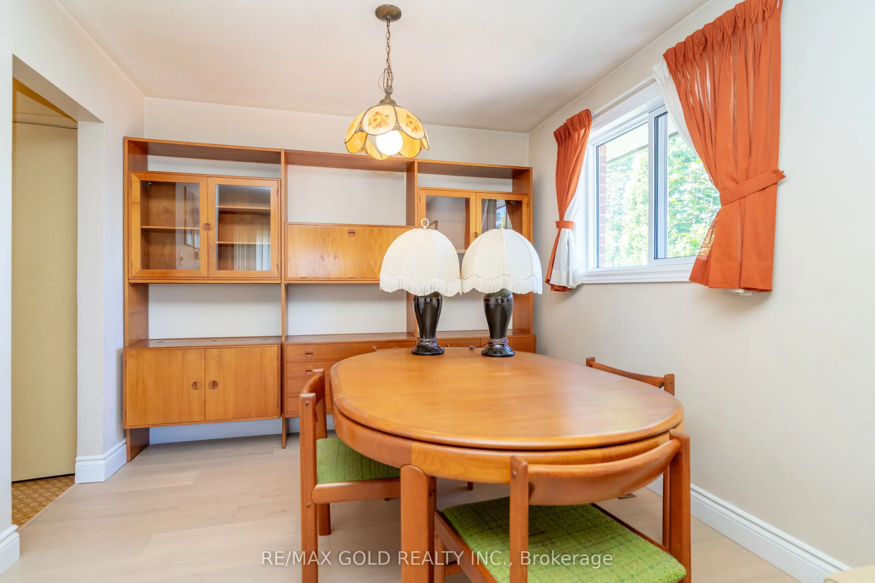 20 Dunster Crescent