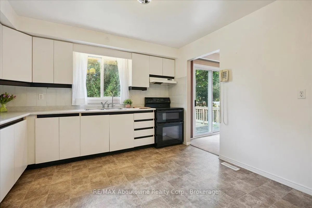 14 Norman Avenue