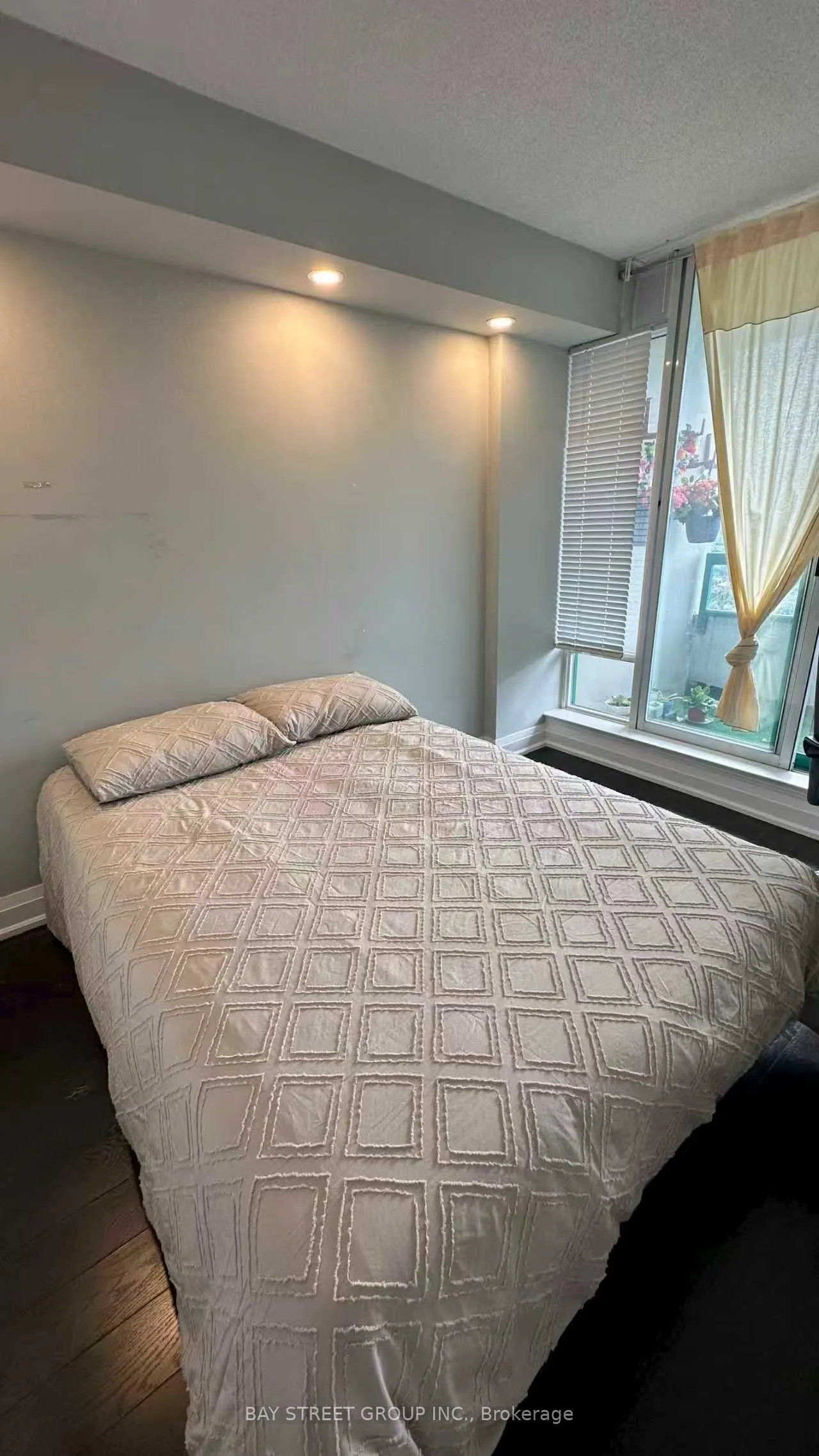 550 Webb Drive, #2407