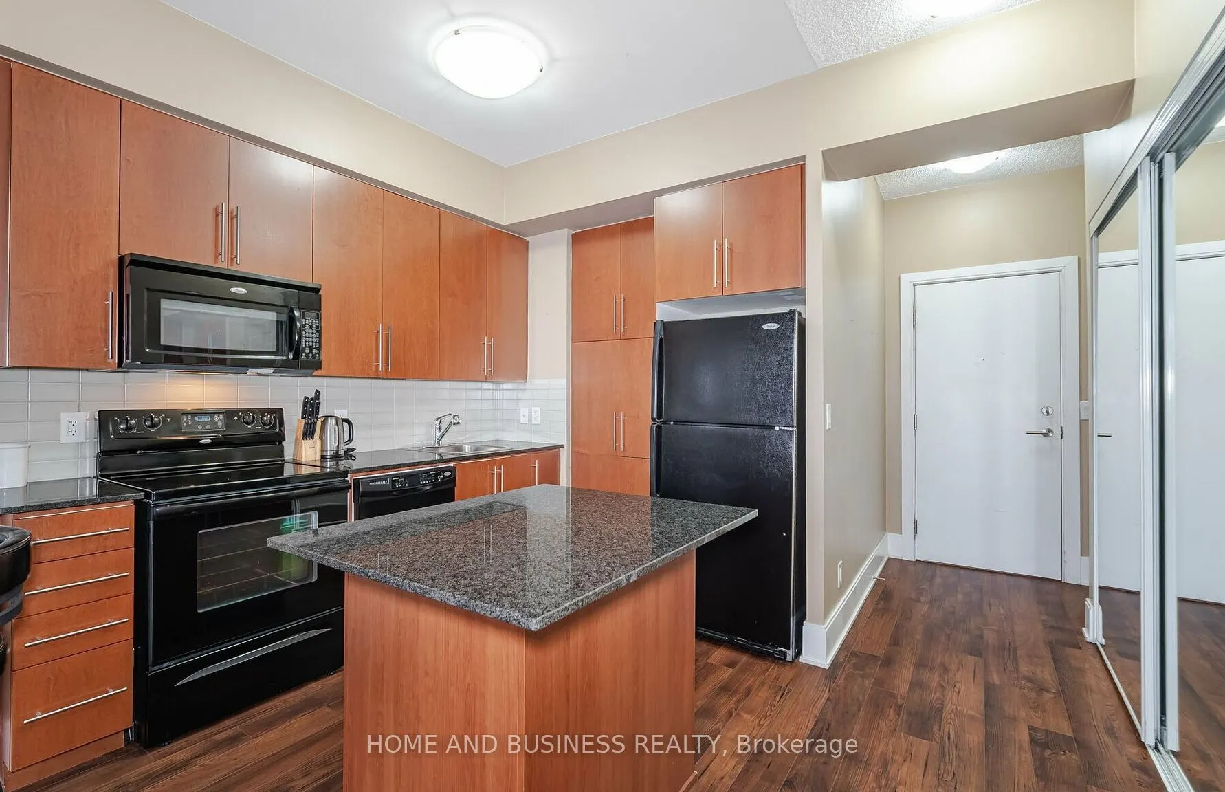 330 Burnhamthorpe Road W, #3008