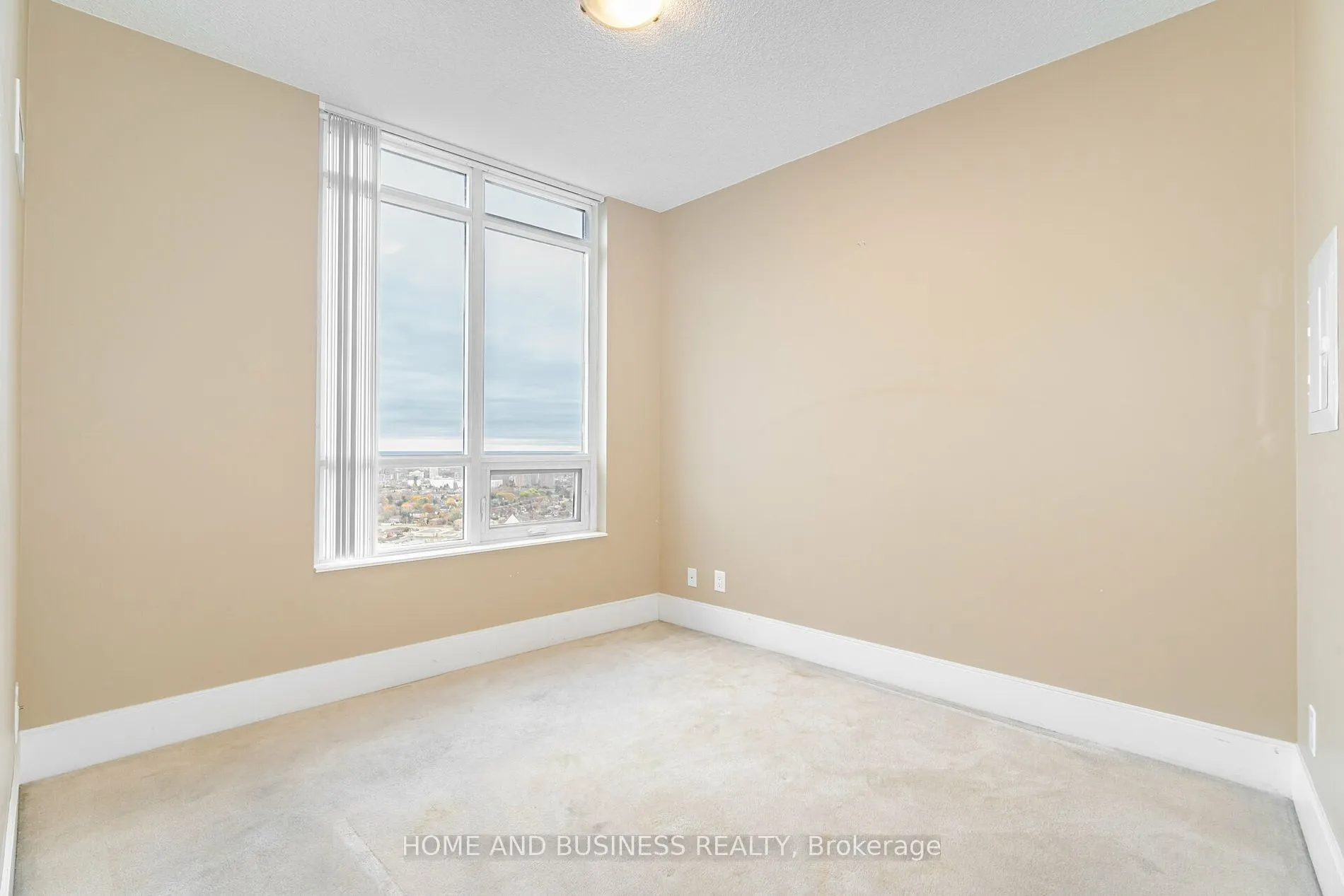 330 Burnhamthorpe Road W, #3008