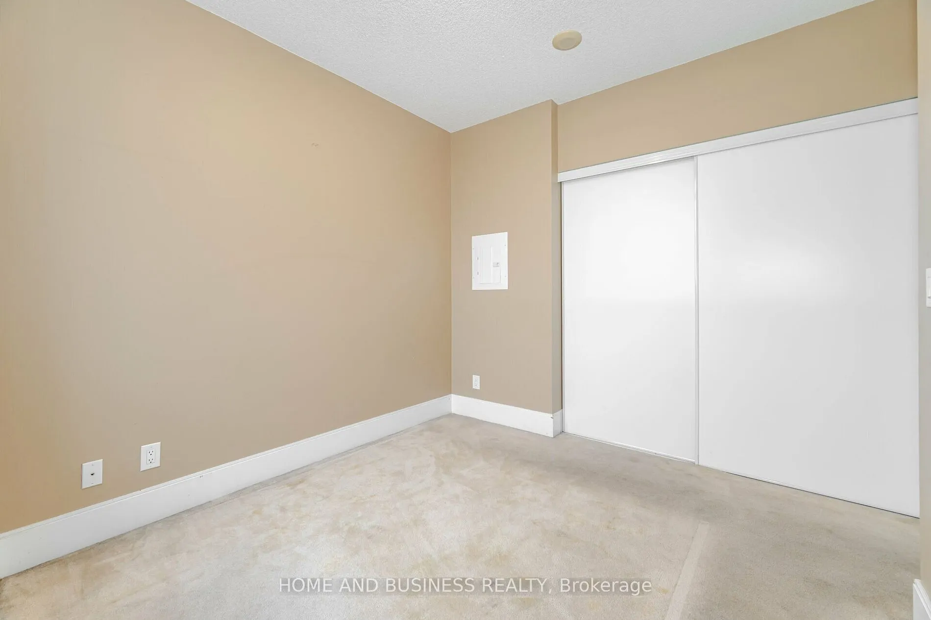 330 Burnhamthorpe Road W, #3008