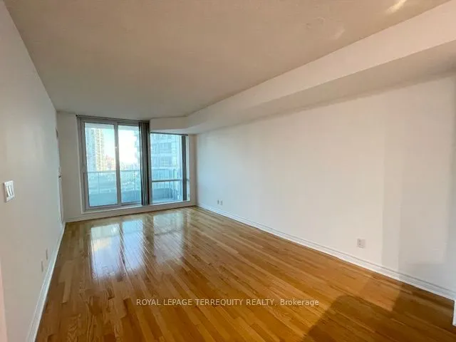 1 Elm Drive W, #1104