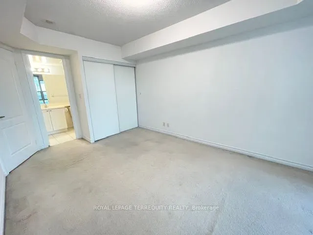 1 Elm Drive W, #1104